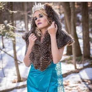 Meet your Posher, Jj